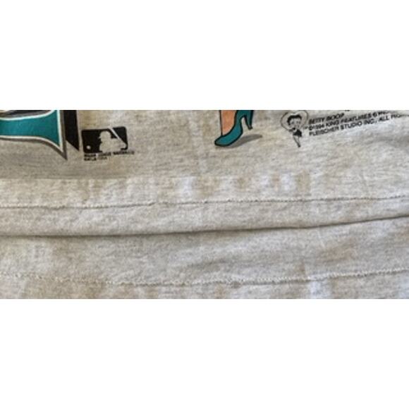 Vintage 1994 Tultex Betty Boop T-Shirt Gray Betty Boop Marlins Graphics Unisex L - Picture 8 of 16